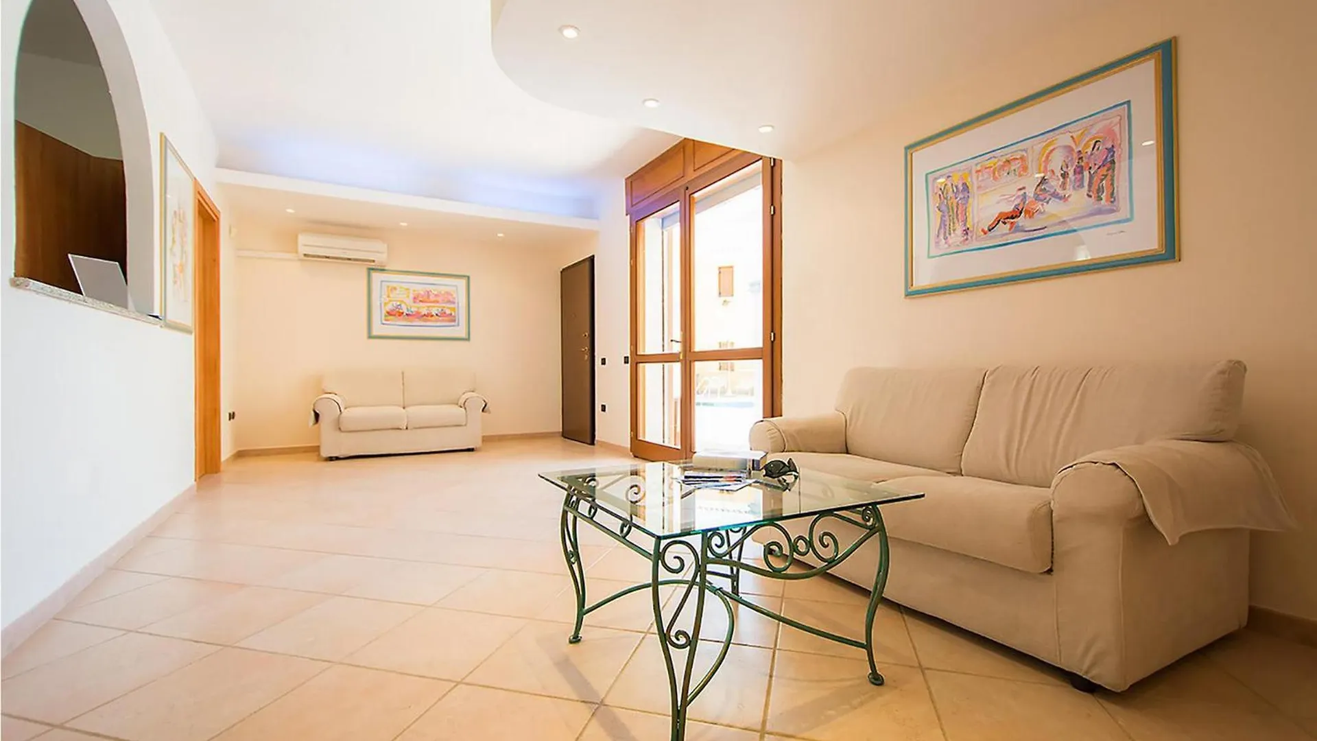 Trilo Apartment Orosei Italy