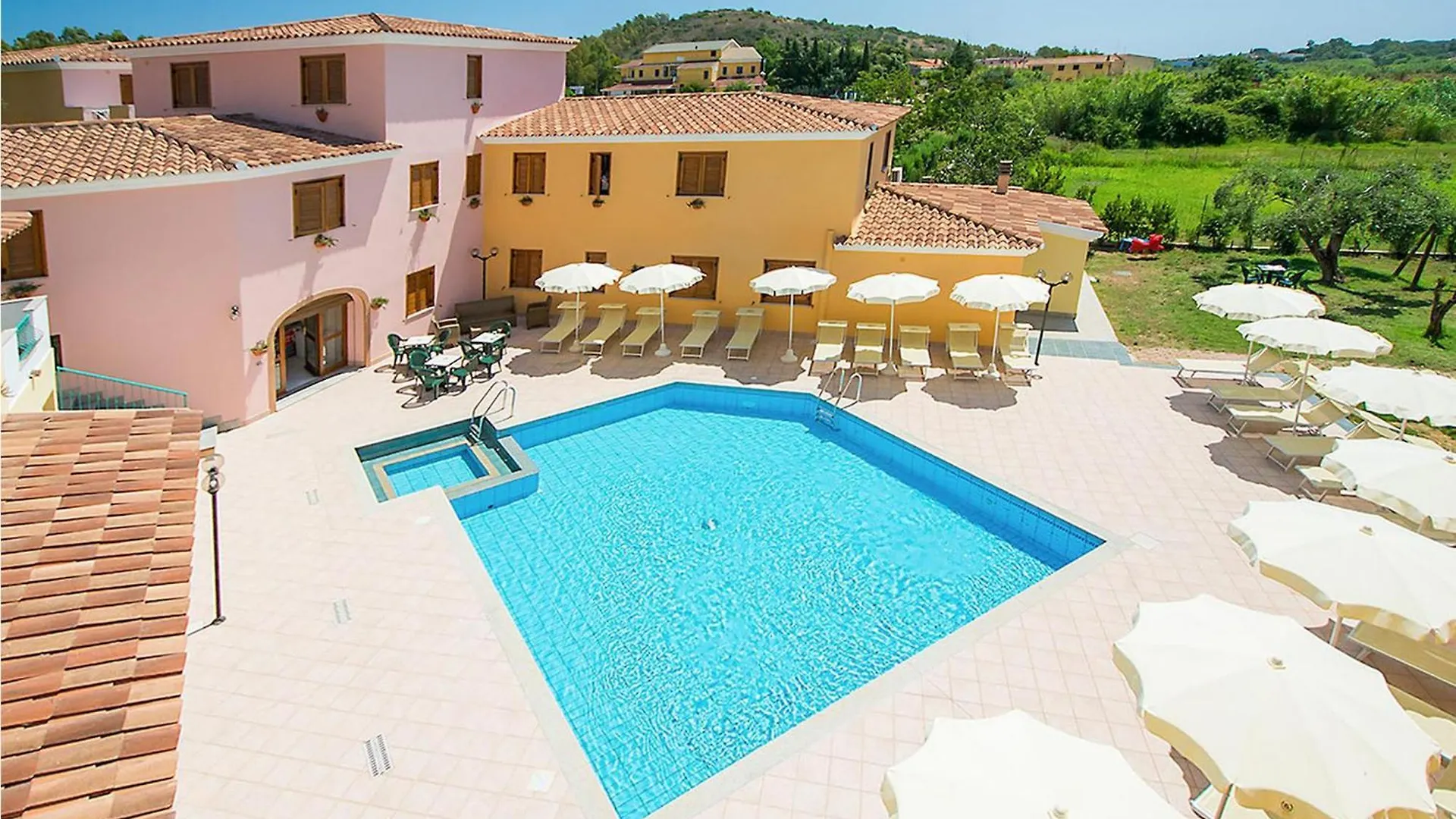 Trilo Apartment Orosei